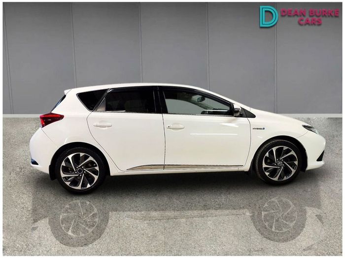 Toyota Auris 2016