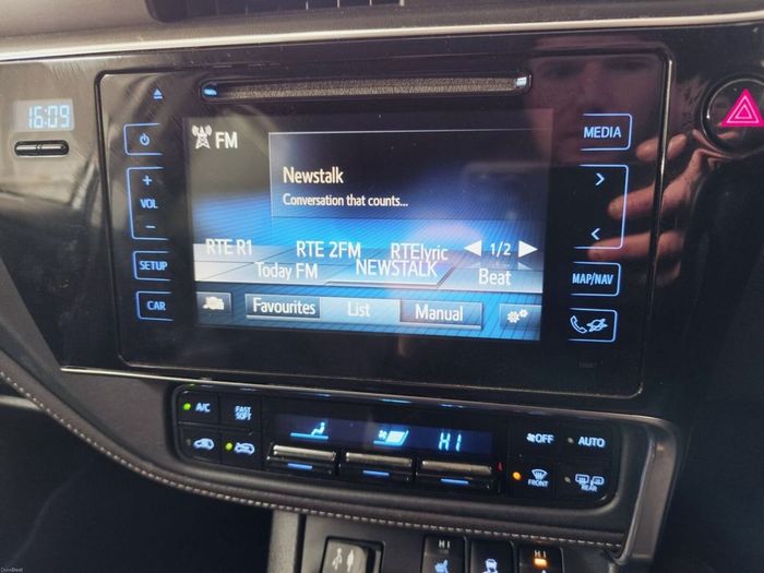 Toyota Auris 2016