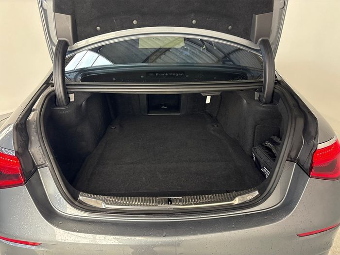 Mercedes-Benz S-Class 2022