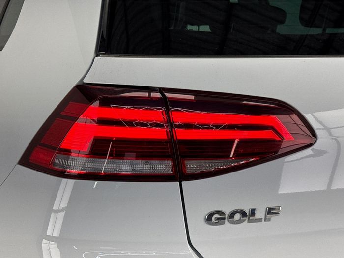 Volkswagen Golf 2020