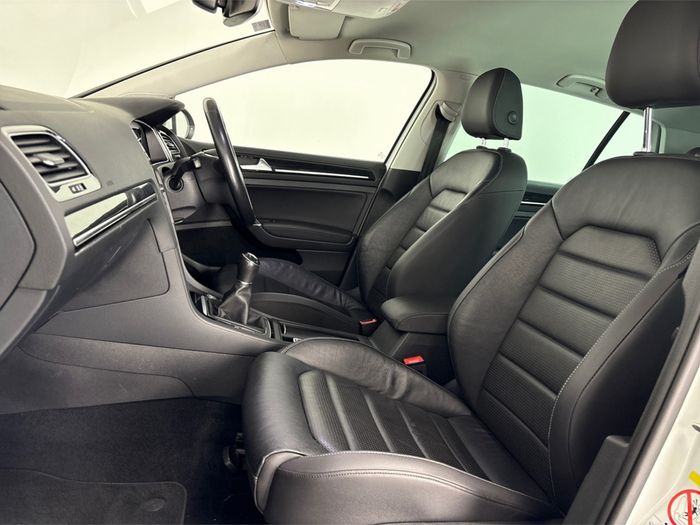 Volkswagen Golf 2020