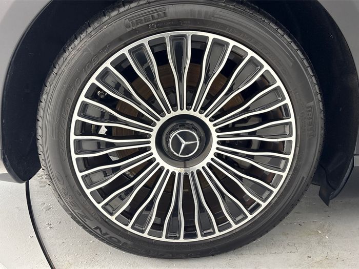 Mercedes-Benz EQS 2023