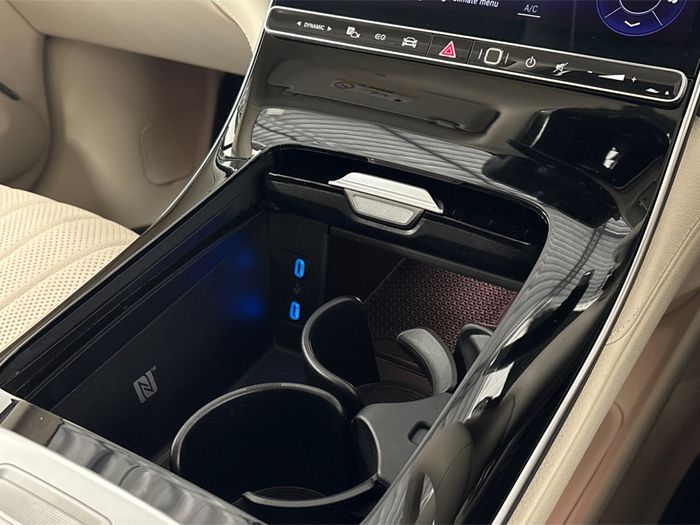 Mercedes-Benz EQS 2023