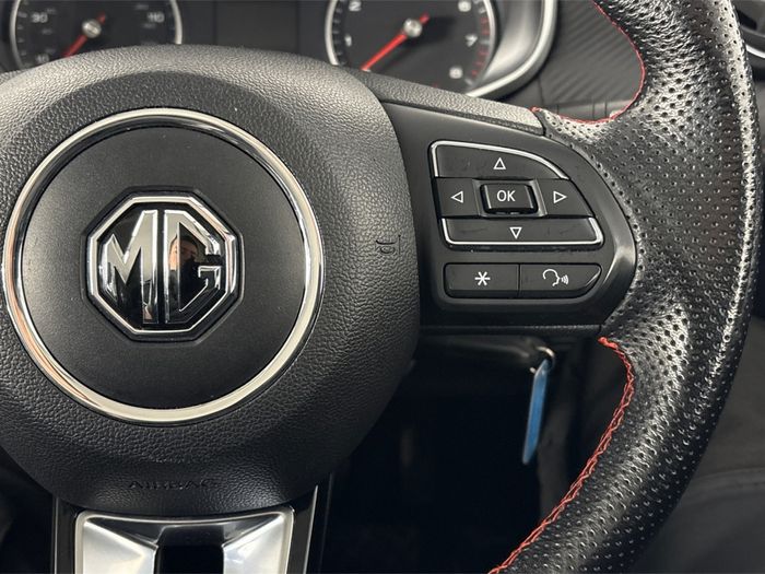 MG ZS 2023