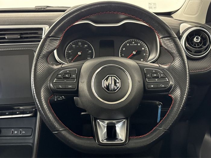 MG ZS 2023
