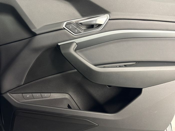 Audi E-Tron 2021