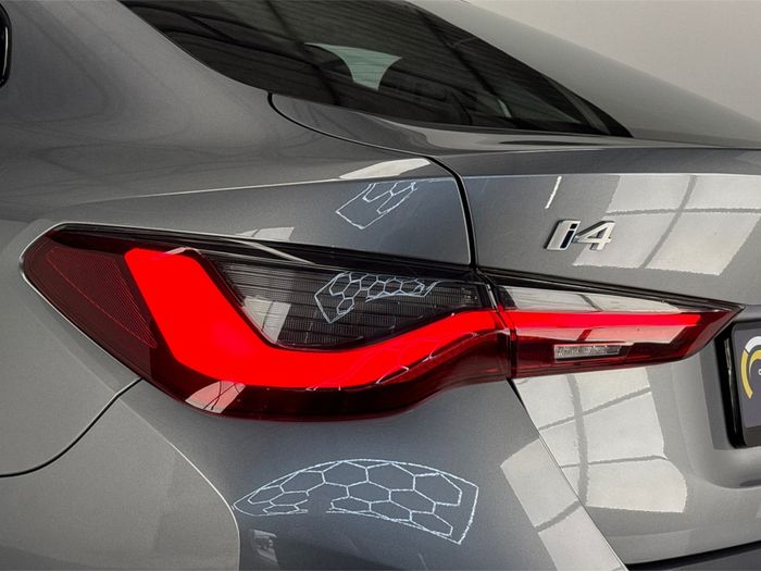 BMW i4 2024