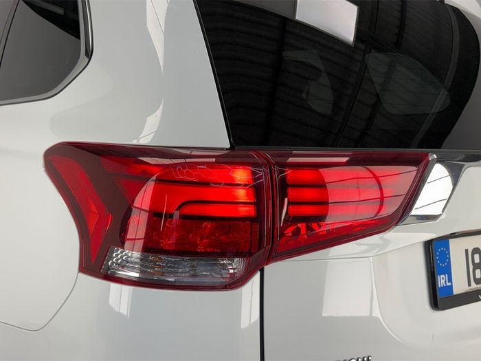 Mitsubishi Outlander 2018