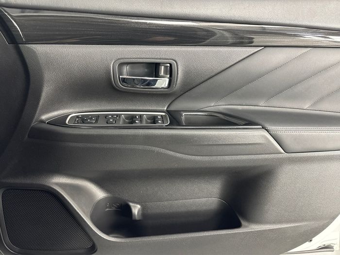 Mitsubishi Outlander 2018
