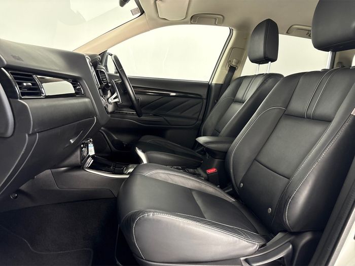 Mitsubishi Outlander 2018