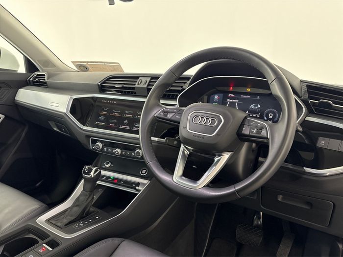 Audi Q3 2023