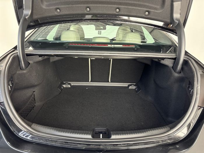 Mercedes-Benz C-Class 2022