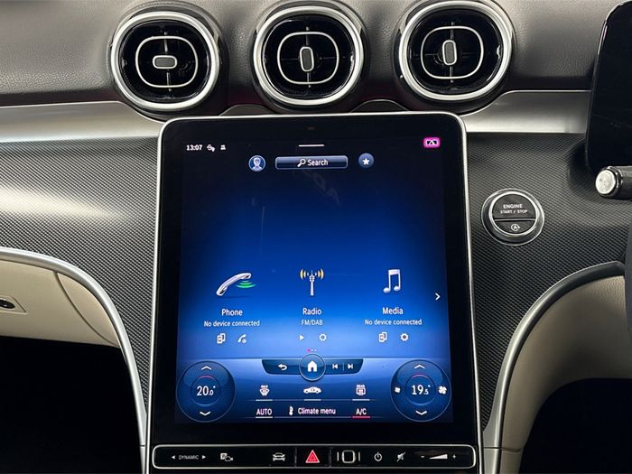 Mercedes-Benz C-Class 2022