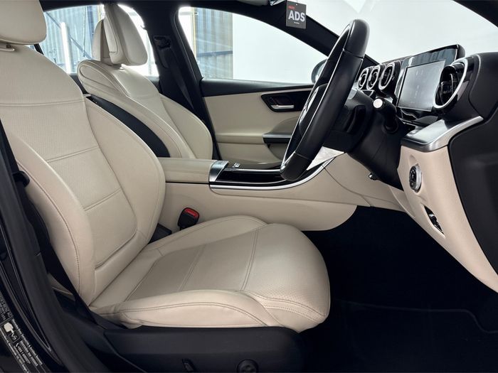 Mercedes-Benz C-Class 2022
