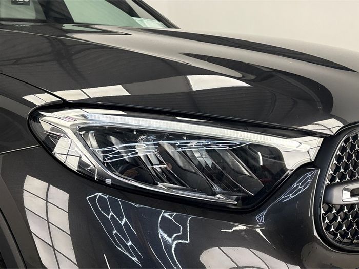Mercedes-Benz GLC-Class 2023