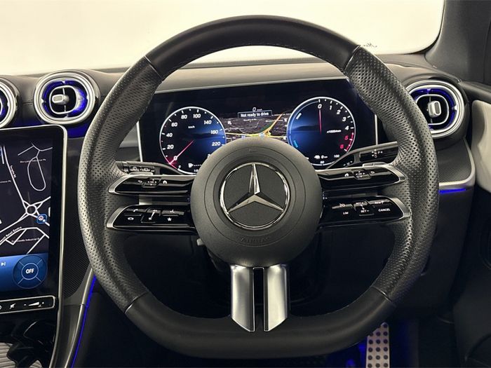 Mercedes-Benz GLC-Class 2023