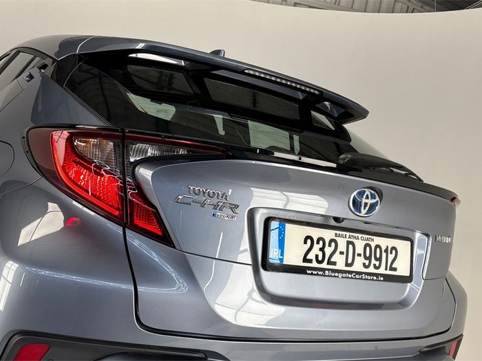 Toyota C-HR 2023
