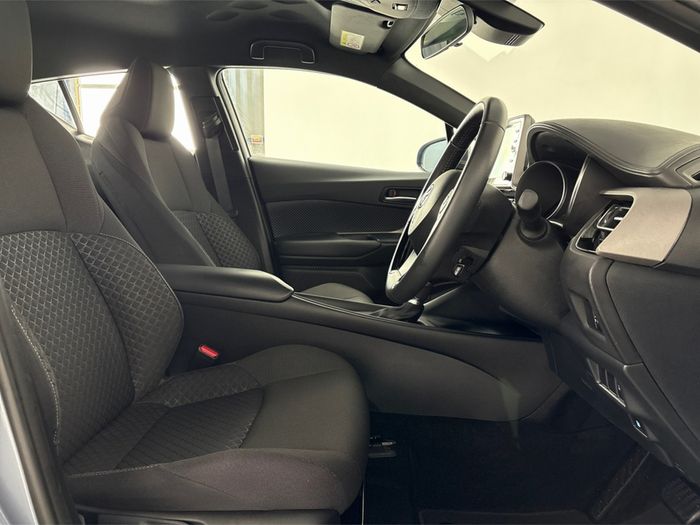 Toyota C-HR 2023