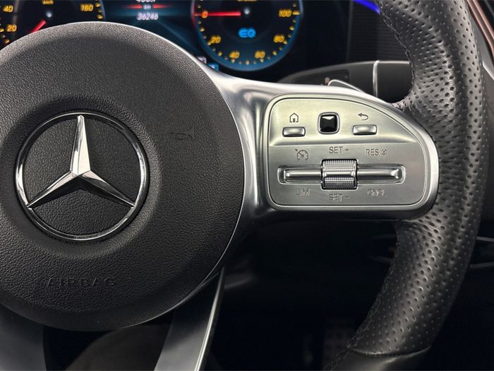 Mercedes-Benz EQC 2023