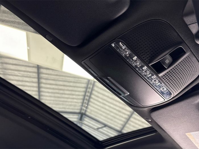 Mercedes-Benz EQC 2023