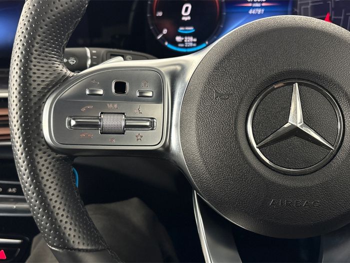 Mercedes-Benz EQC 2022