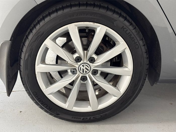 Volkswagen Golf 2020