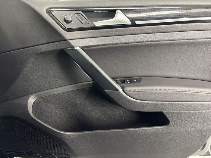 Volkswagen Golf 2020