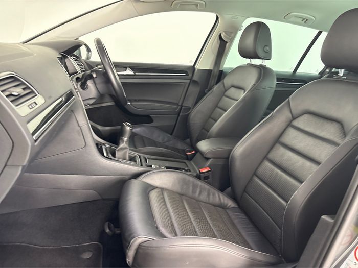 Volkswagen Golf 2020