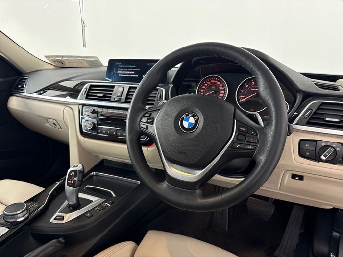 BMW 3 Series 2017
