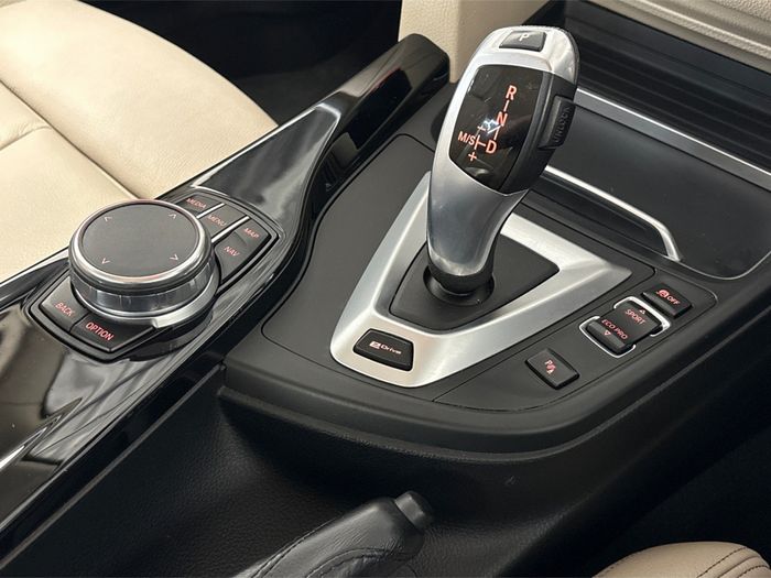 BMW 3 Series 2017