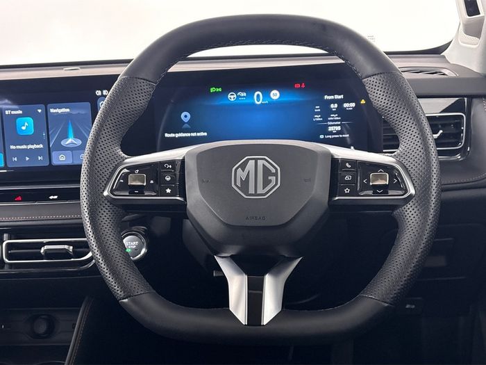 MG HS 2025