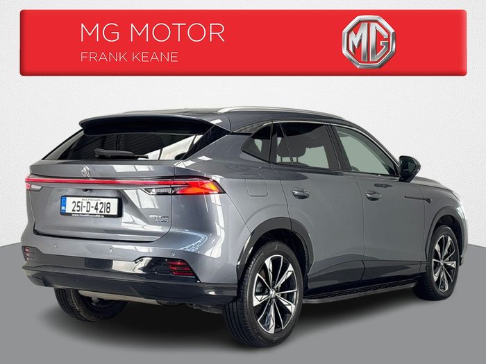 MG HS 2025