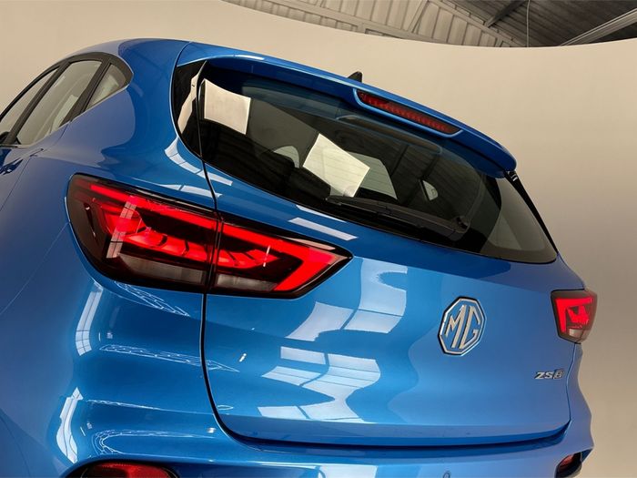 MG ZS 2023