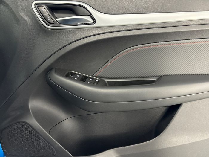 MG ZS 2023