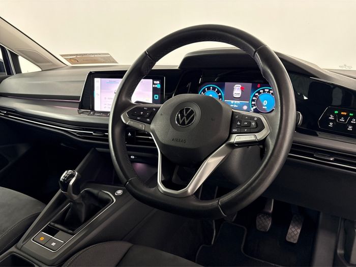 Volkswagen Golf 2021