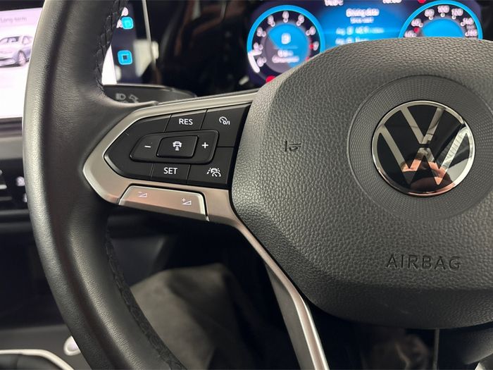 Volkswagen Golf 2021