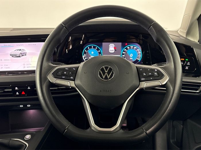 Volkswagen Golf 2021