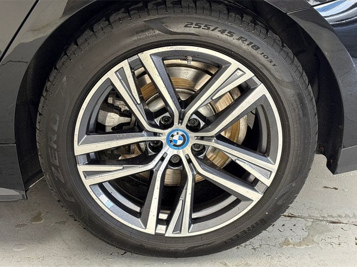 BMW i4 2024