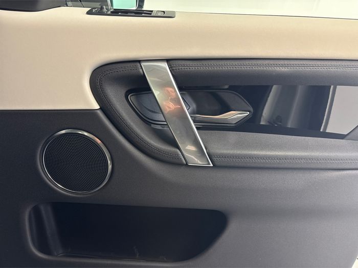 Land Rover Discovery Sport 2022