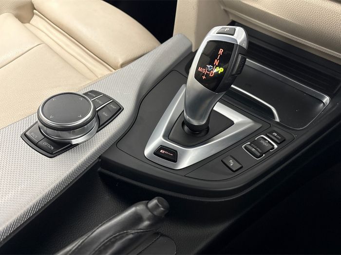 BMW 3 Series 2017