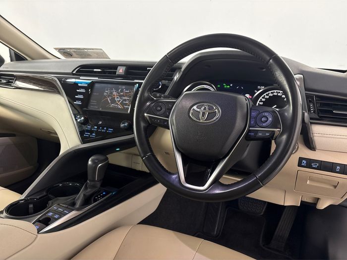 Toyota Camry 2019