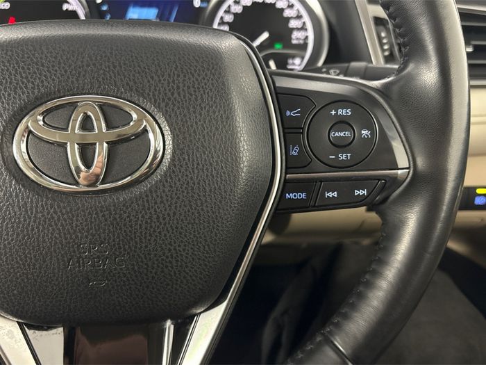Toyota Camry 2019