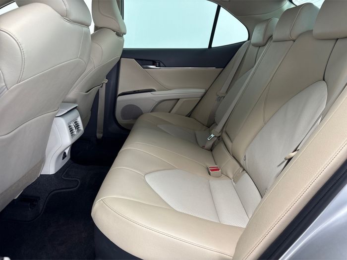 Toyota Camry 2019