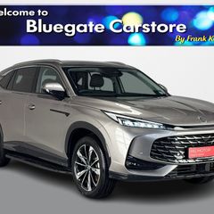 MG HS 2025
