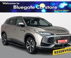 MG HS 2025