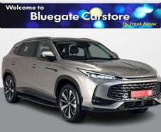 MG HS 2025