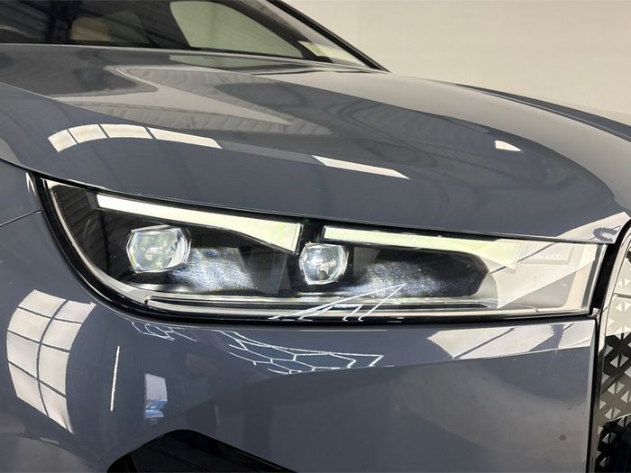BMW IX 2022
