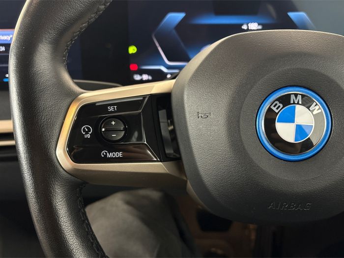 BMW IX 2022