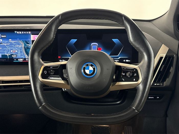 BMW IX 2022