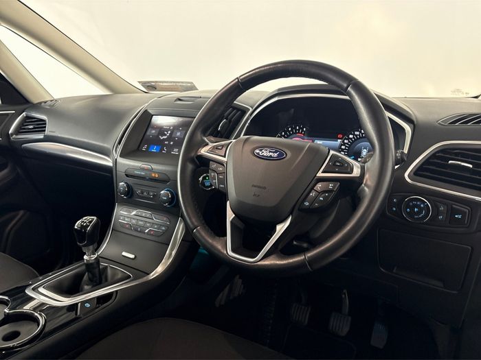 Ford Galaxy 2019